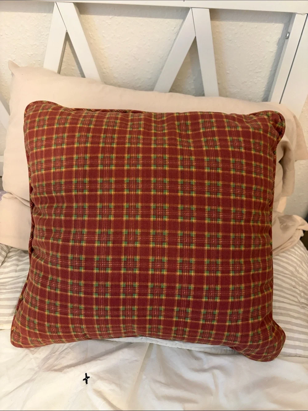 Autumn Farmhouse Decorative Pillow - Red/Green